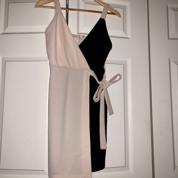 3 for 25 deal club dress. Two tone - Picture 2 of 4